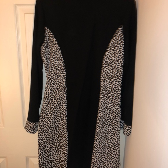 Perfect fun coat for your inner diva - Picture 5 of 7